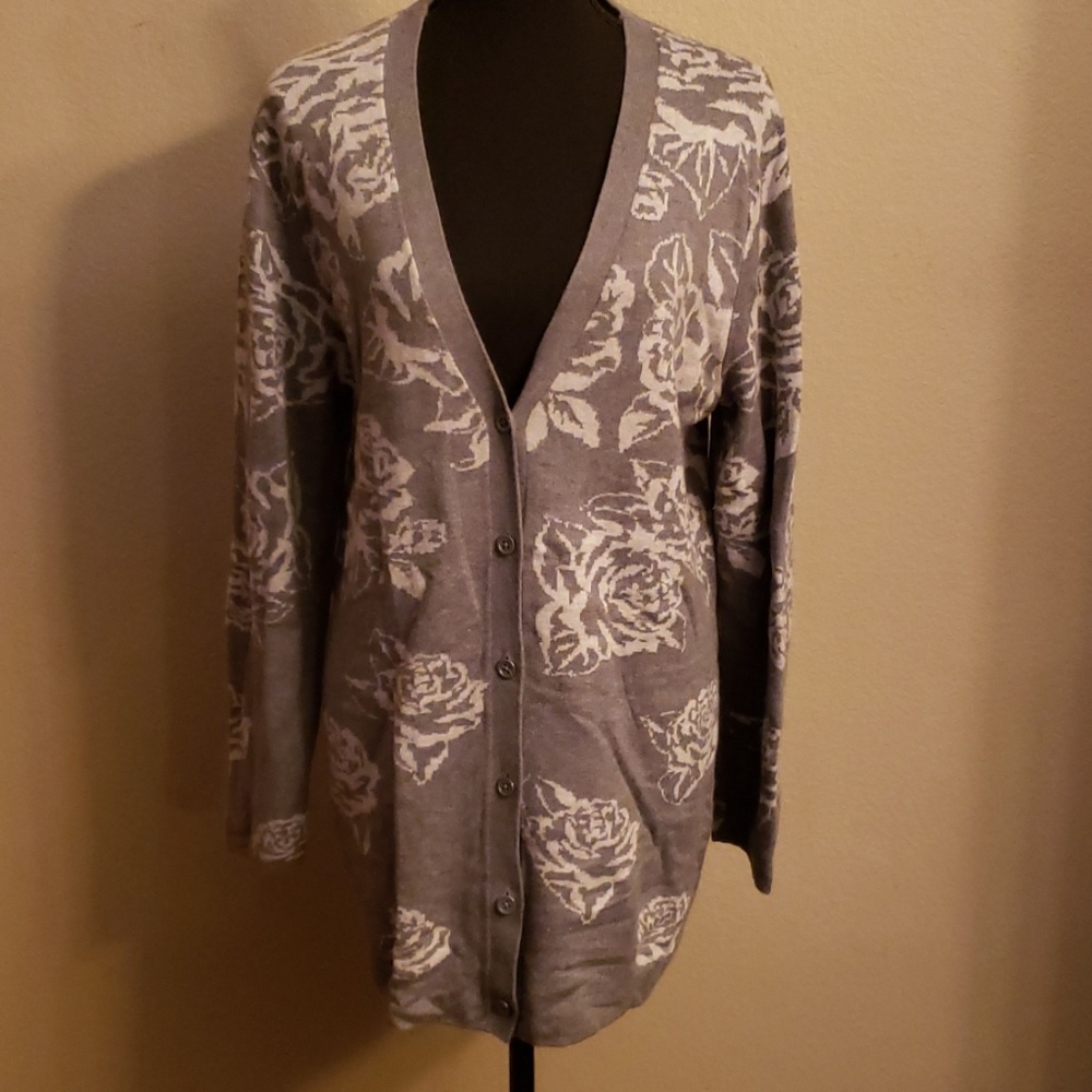 Isaac Mizrahi button-front tunic length cardigan